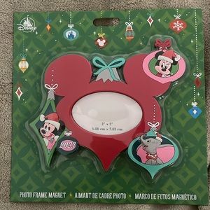 Disney Parks Christmas photo frame magnet mickey, Minnie & Dumbo new
